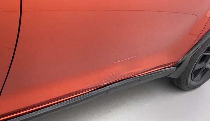 2017 Maruti IGNIS ZETA 1.2 AMT DUAL TONE, CNG, Automatic, 88,473 km, Driver-side door - Slightly dented