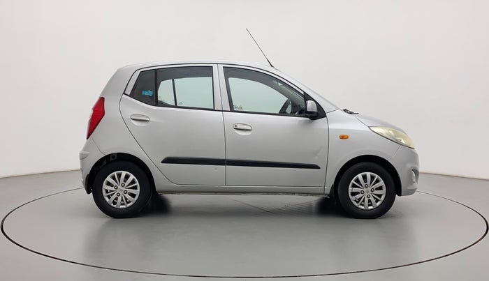 2015 Hyundai i10 SPORTZ 1.1, Petrol, Manual, 42,774 km, Right Side View