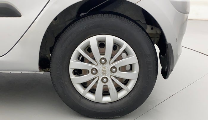 2015 Hyundai i10 SPORTZ 1.1, Petrol, Manual, 42,774 km, Left Rear Wheel