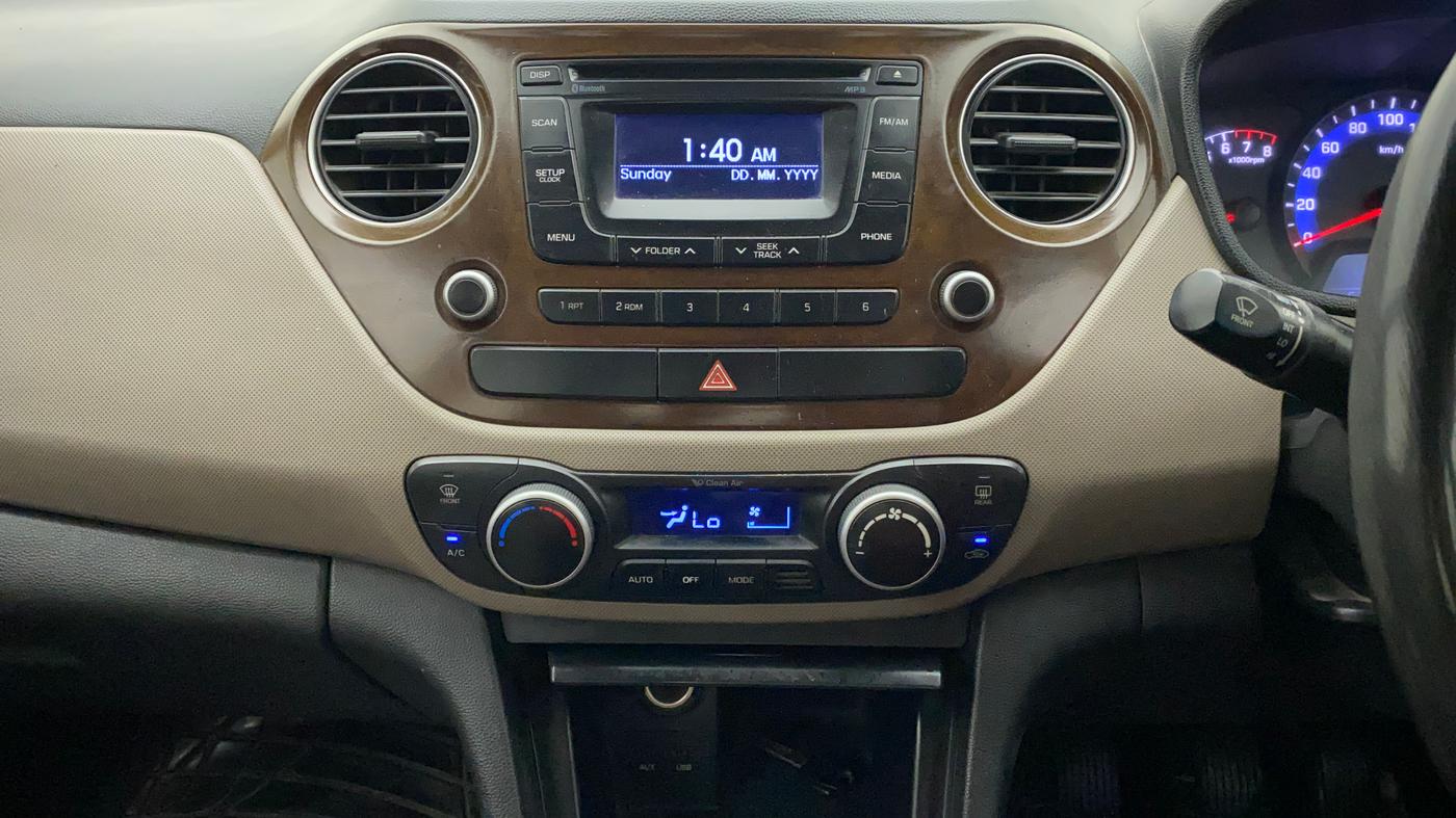 2015 Hyundai Xcent SX 1.2 (O), Petrol, Manual, 68,223 km, Air Conditioner