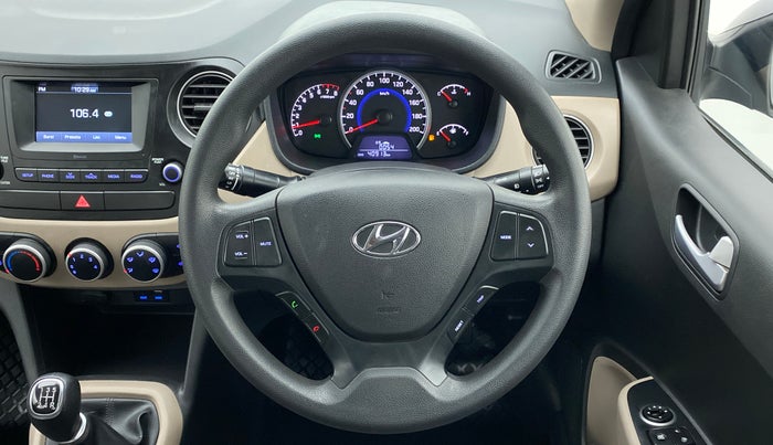 2017 Hyundai Grand i10 SPORTZ 1.2 KAPPA VTVT, Petrol, Manual, 40,988 km, Steering Wheel Close Up