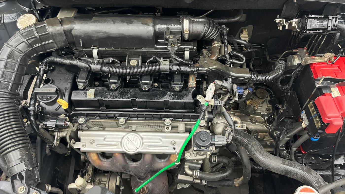 2022 Maruti Swift VXI, Petrol, Manual, 93,598 km, Engine View