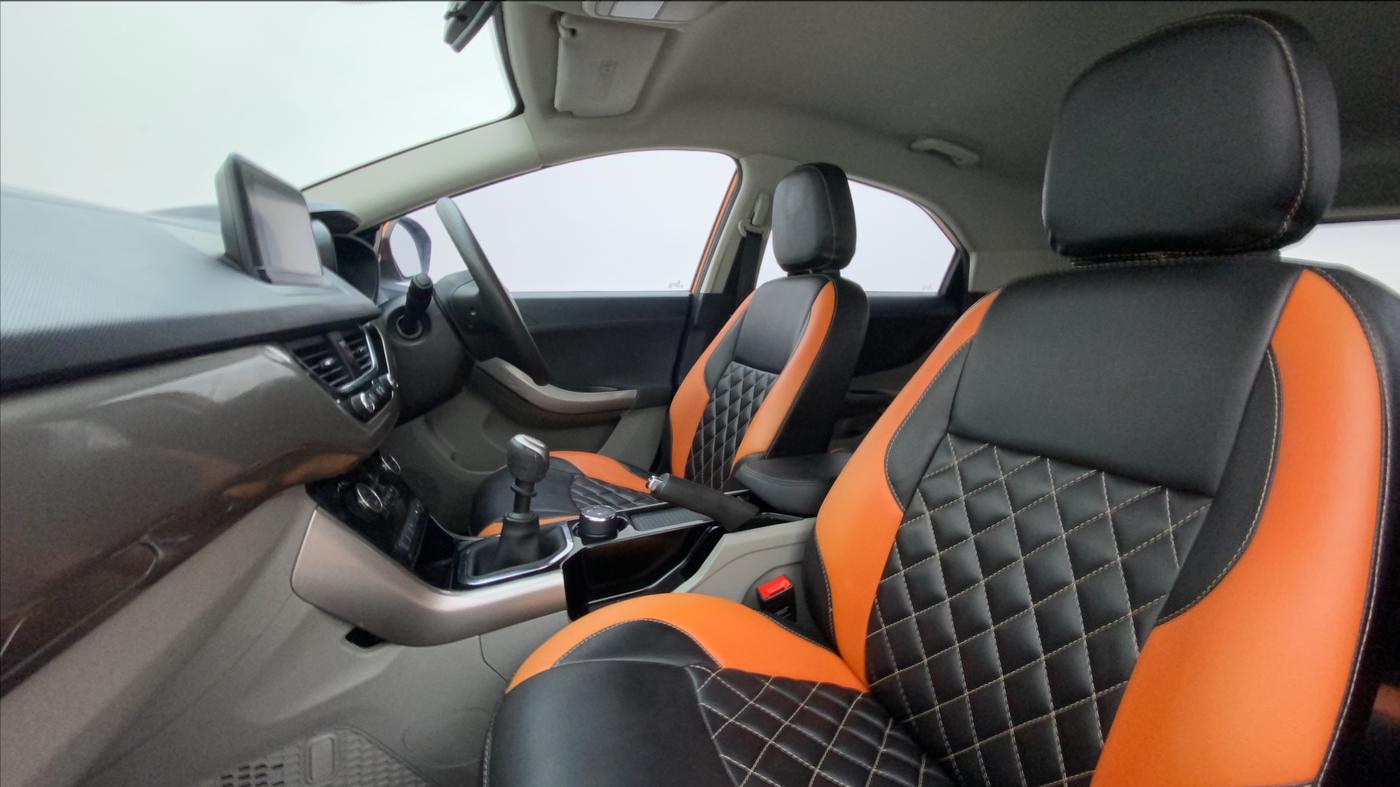 2019 Tata NEXON XZ PLUS PETROL DUAL TONE, Petrol, Manual, 30,185 km, Right Side Front Door Cabin