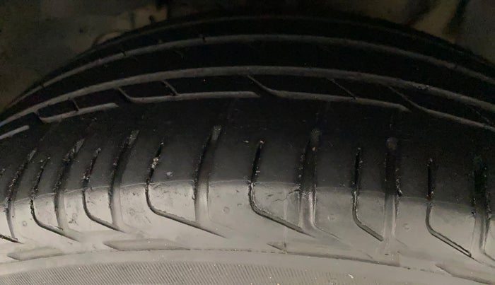 2019 Tata NEXON XZ PLUS PETROL DUAL TONE, Petrol, Manual, 30,185 km, Left Front Tyre Tread