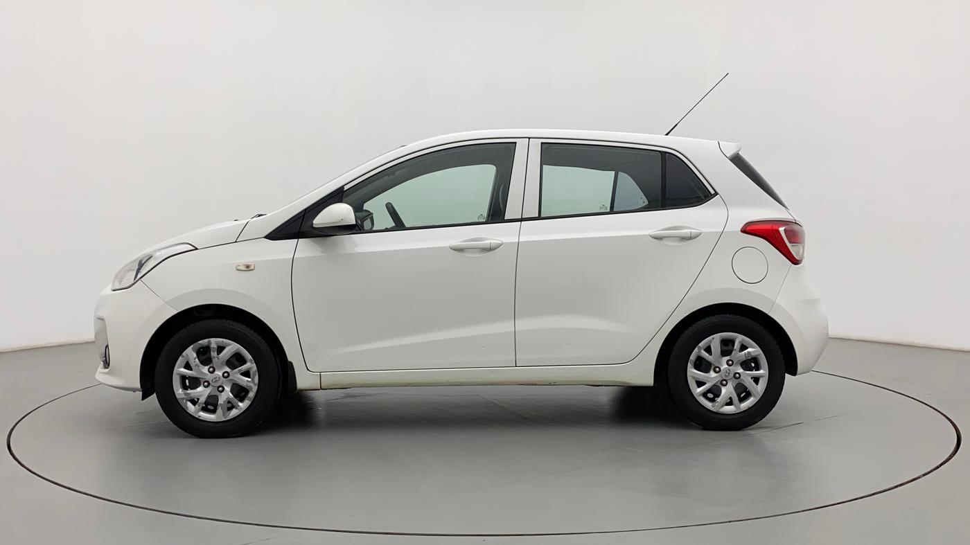 2017 Hyundai Grand i10 SPORTZ 1.2 KAPPA VTVT, CNG, Manual, 80,739 km, Left Side