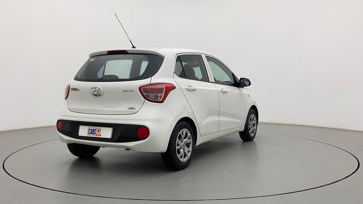 2017 Hyundai Grand i10 SPORTZ 1.2 KAPPA VTVT, CNG, Manual, 80,739 km, Right Back Diagonal