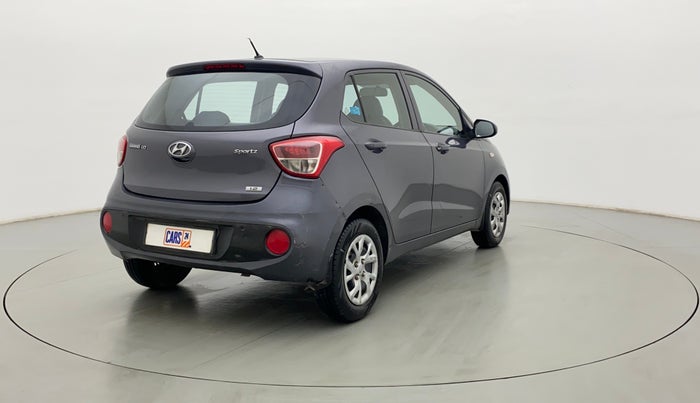 2017 Hyundai Grand i10 SPORTZ 1.2 KAPPA VTVT, Petrol, Manual, 86,527 km, Right Back Diagonal