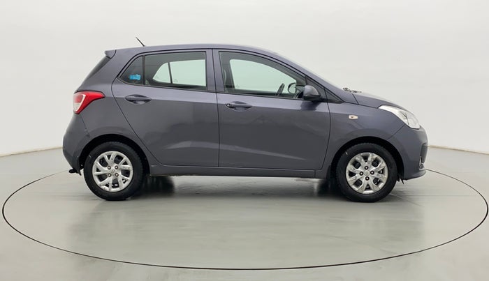 2017 Hyundai Grand i10 SPORTZ 1.2 KAPPA VTVT, Petrol, Manual, 86,527 km, Right Side View