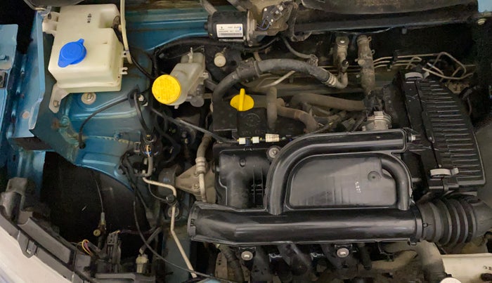 2022 Renault Kwid RXT 1.0 (O), Petrol, Manual, 30,564 km, Engine View - Right