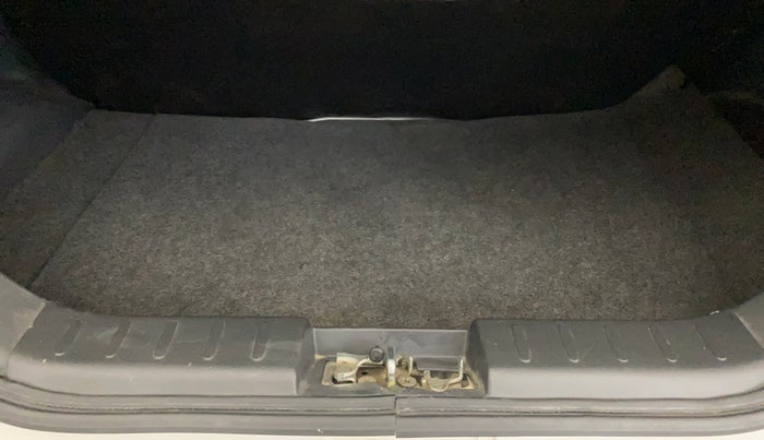 2017 Maruti Alto 800 VXI, Petrol, Manual, 57,514 km, Boot Inside