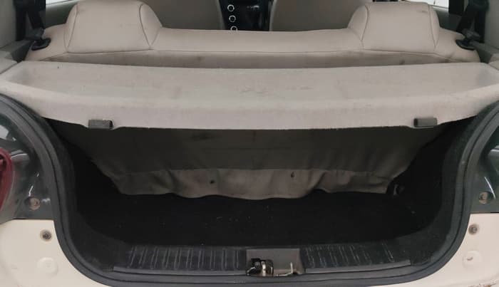 2016 Mahindra Kuv100 K4 5 STR, Petrol, Manual, 44,283 km, Boot Inside