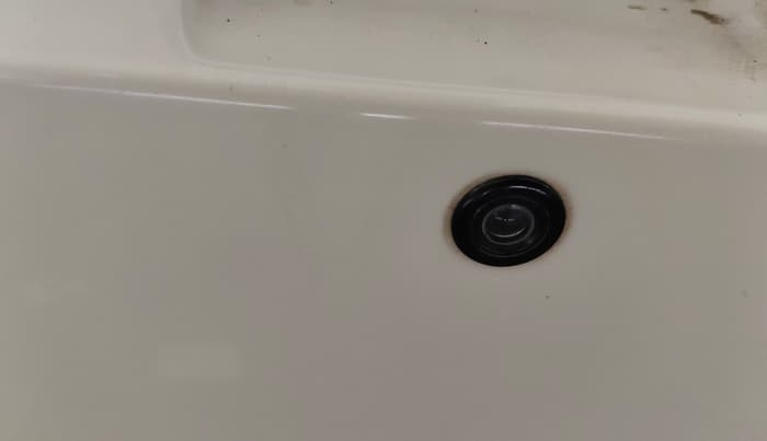 2016 Mahindra Kuv100 K4 5 STR, Petrol, Manual, 44,283 km, Parking Camera