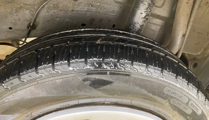 2018 Maruti Celerio VXI CNG, CNG, Manual, 1,11,914 km, Left Rear Tyre Tread