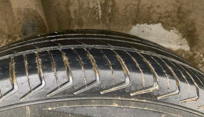 2020 Maruti New Wagon-R LXI CNG (O) 1.0, CNG, Manual, 88,704 km, Right Rear Tyre Tread