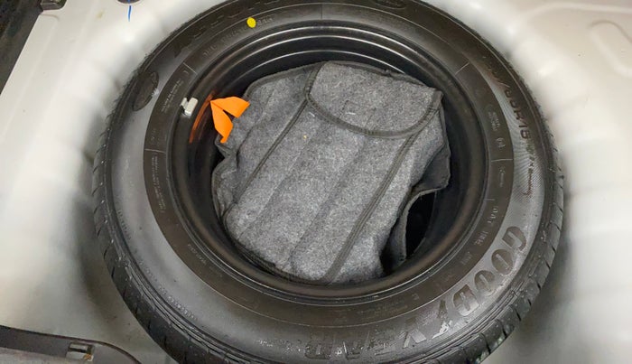 2023 Hyundai VENUE SX 1.2 PETROL, Petrol, Manual, 8,664 km, Spare Tyre