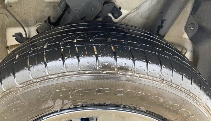 2023 Hyundai VENUE SX 1.2 PETROL, Petrol, Manual, 8,664 km, Left Rear Tyre Tread