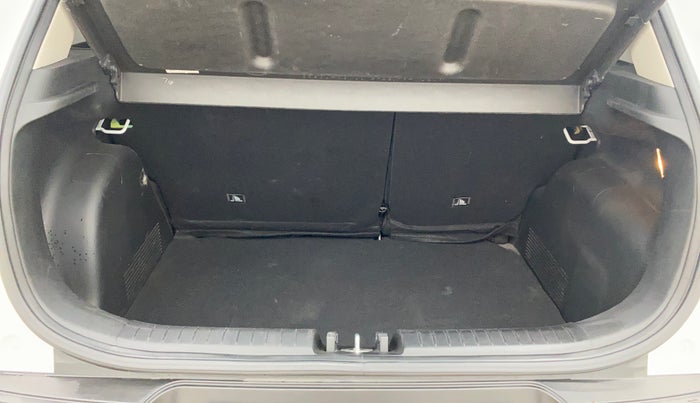 2023 Hyundai VENUE SX 1.2 PETROL, Petrol, Manual, 8,664 km, Boot Inside