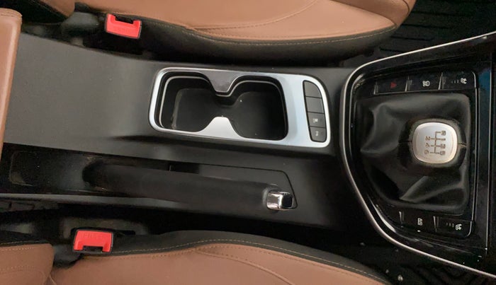 2023 MG HECTOR PLUS SHARP PRO 2.0 TURBO DIESEL 7 STR, Diesel, Manual, 74,430 km, Gear Lever