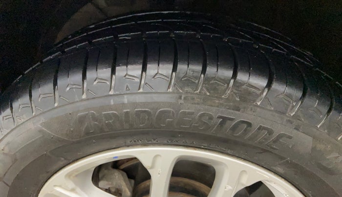 2021 Maruti Swift ZXI, Petrol, Manual, 31,073 km, Left Front Tyre Tread