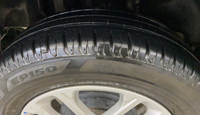 2021 Maruti Swift ZXI, Petrol, Manual, 31,073 km, Right Rear Tyre Tread