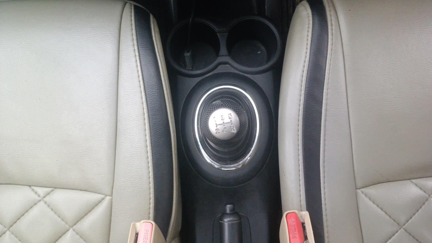 2015 Honda Amaze 1.2L I-VTEC S, Petrol, Manual, 59,547 km, Gear Lever