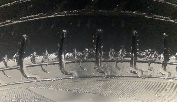 2018 Renault Kwid RXL 1.0 AMT, Petrol, Automatic, 34,275 km, Left Front Tyre Tread