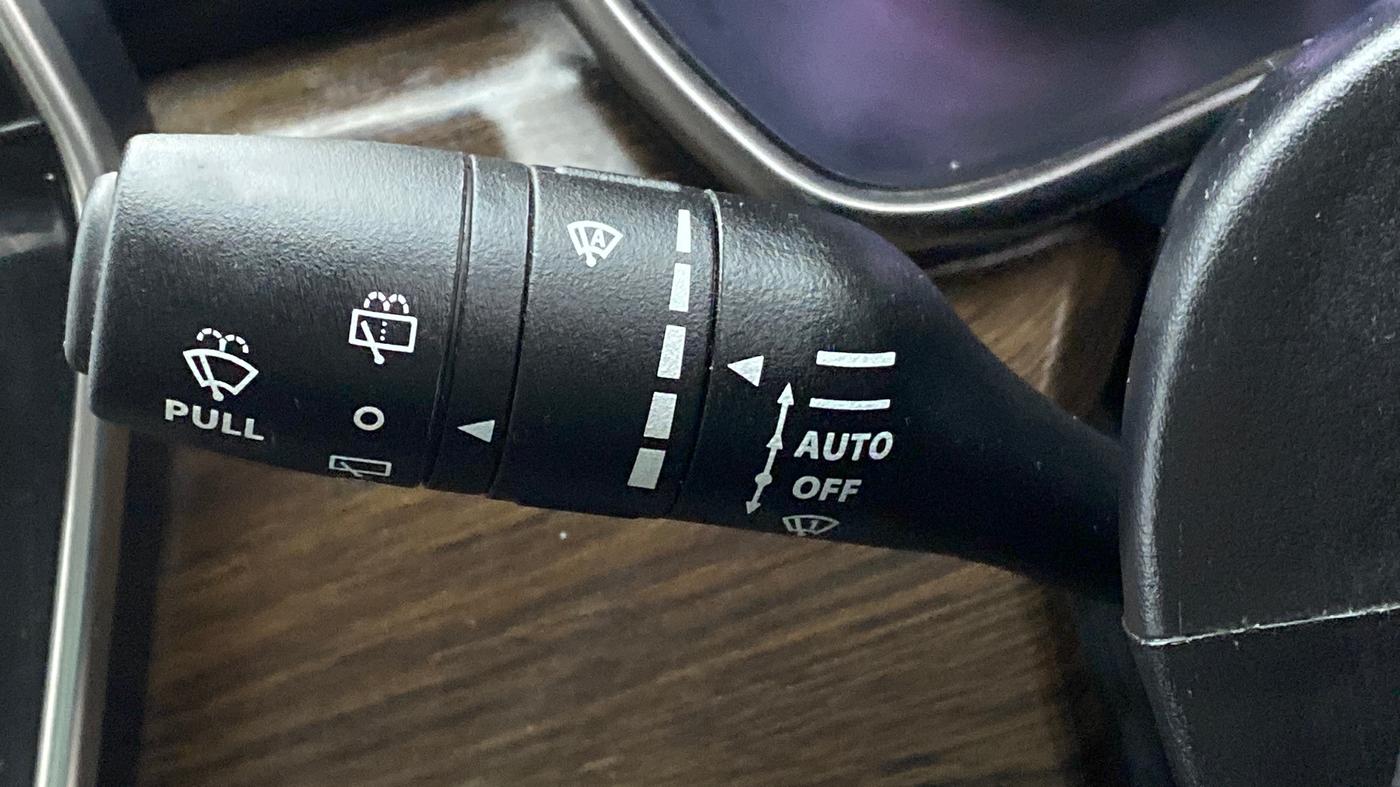 2019 Tata Harrier XZ 2.0L Kryotec, Diesel, Manual, 38,791 km, Rain Sensing Wipers