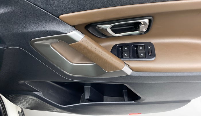 2019 Tata Harrier XZ 2.0L Kryotec, Diesel, Manual, 38,791 km, Driver Side Door Panels Control