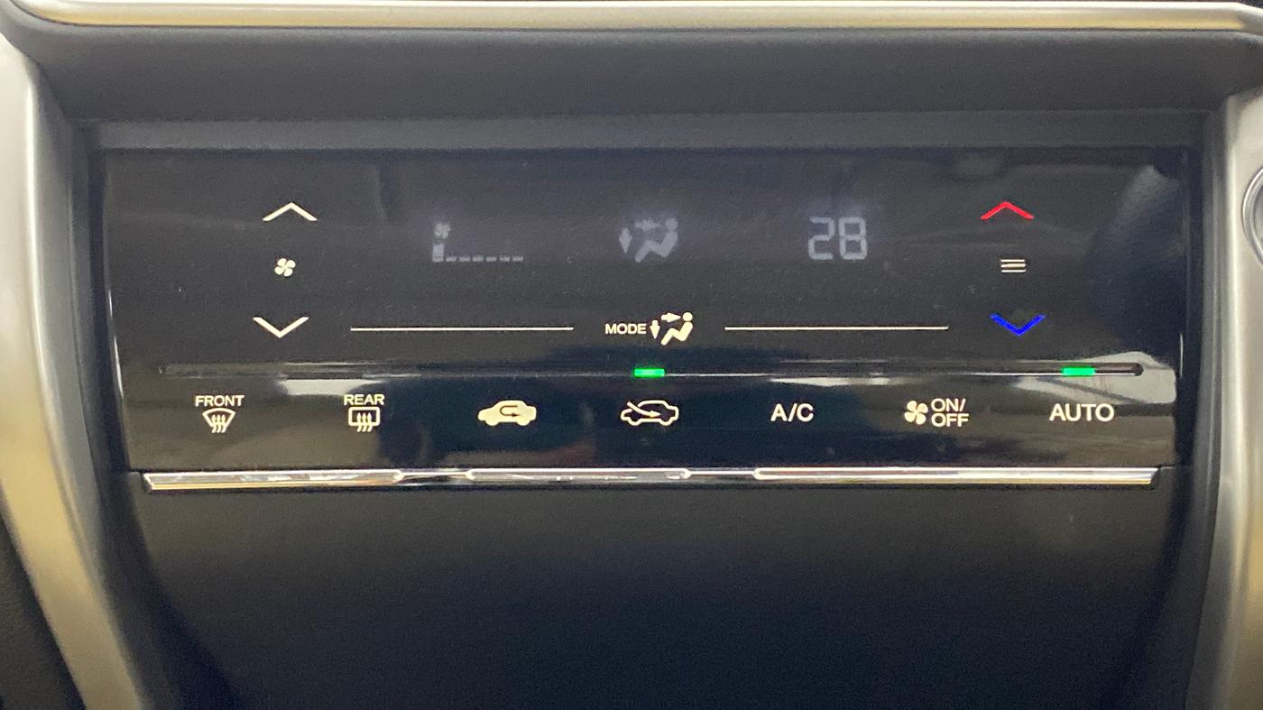 2019 Honda City V MT PETROL, Petrol, Manual, 34,374 km, Automatic Climate Control