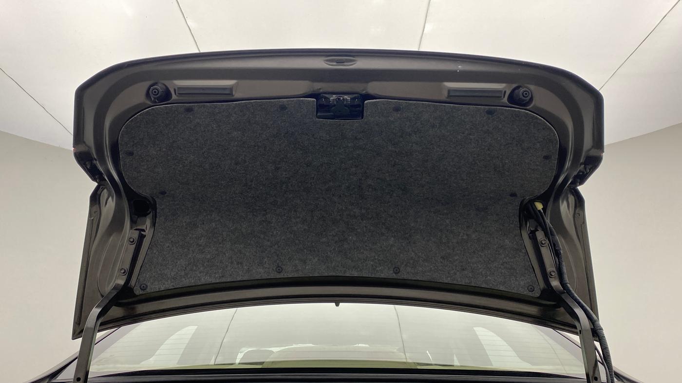 2019 Honda City V MT PETROL, Petrol, Manual, 34,374 km, Boot Door Open