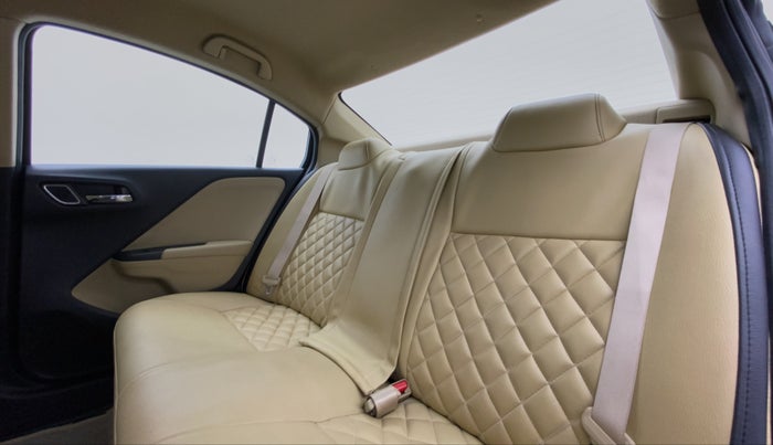 2019 Honda City V MT PETROL, Petrol, Manual, 34,374 km, Right Side Rear Door Cabin