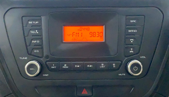 2018 Mahindra TUV300 T6+, Diesel, Manual, 18,519 km, Infotainment System