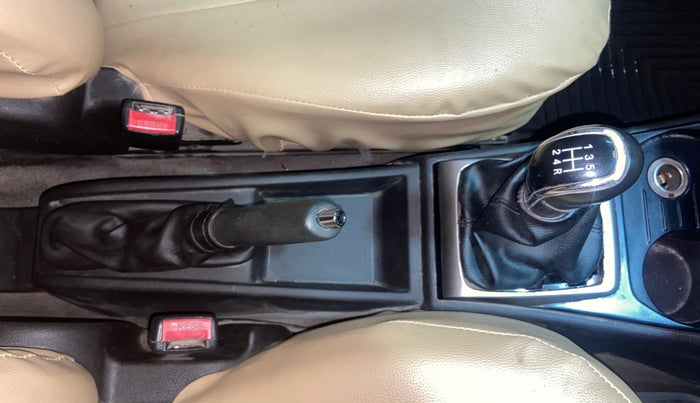 2015 Tata Bolt XMS REVOTRON, Petrol, Manual, 97,657 km, Gear Lever