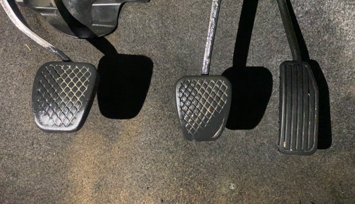 2013 Honda Amaze 1.2L I-VTEC S, Petrol, Manual, 1,10,612 km, Pedals