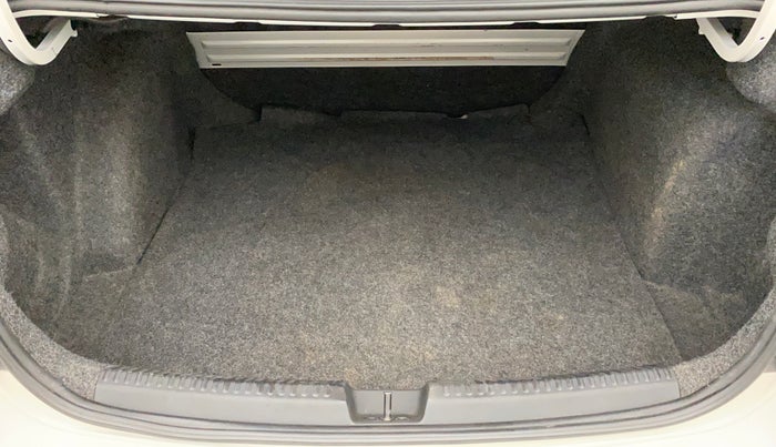 2018 Skoda Rapid AMBITION 1.5 TDI, Diesel, Manual, 89,140 km, Boot Inside