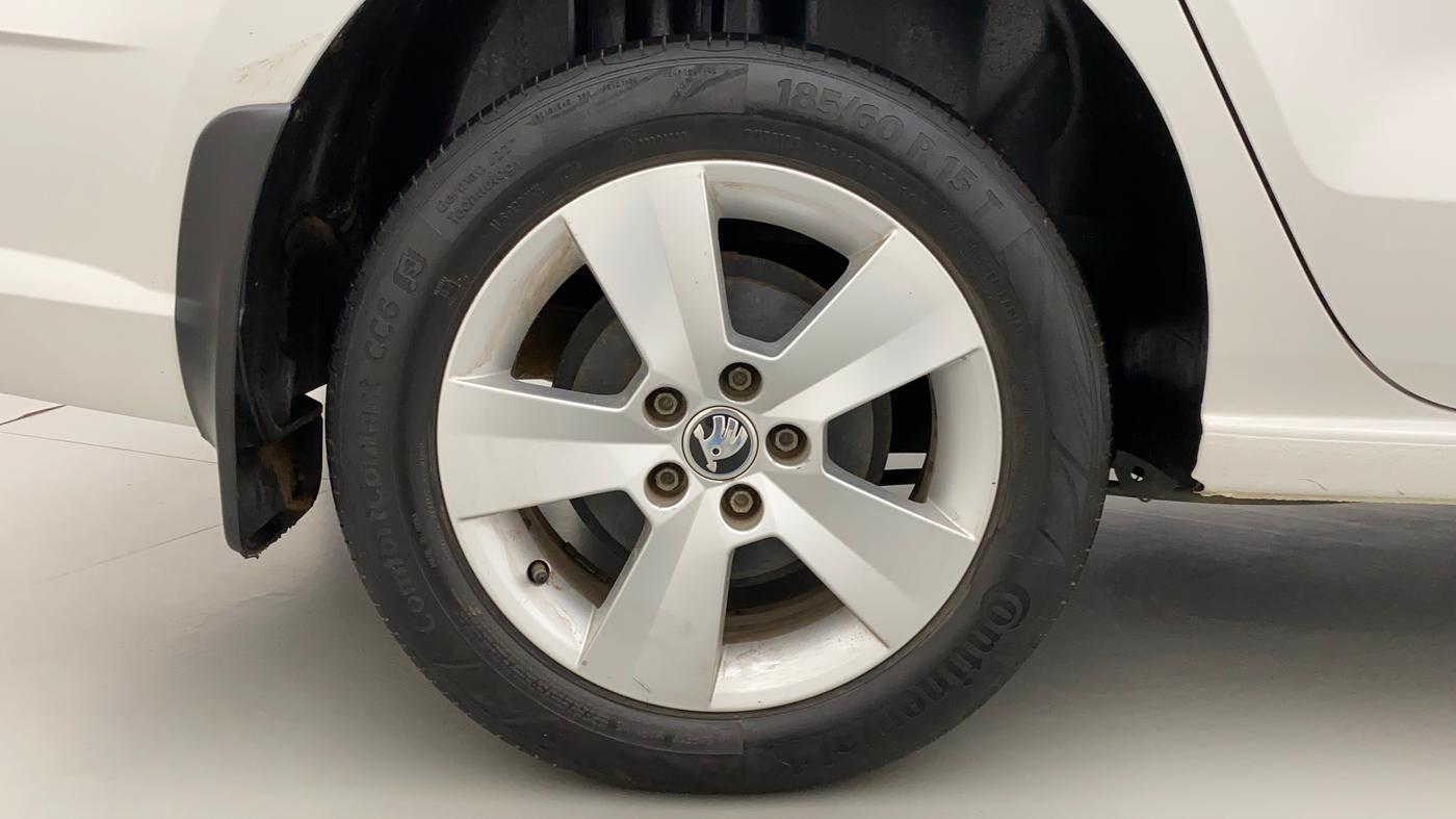 2018 Skoda Rapid AMBITION 1.5 TDI, Diesel, Manual, 89,140 km, Right Rear Wheel