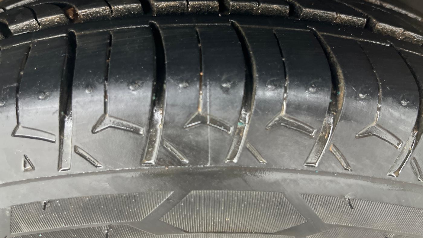 2014 Hyundai Xcent S AT 1.2 (O), Petrol, Automatic, 53,698 km, Right Rear Tyre Tread