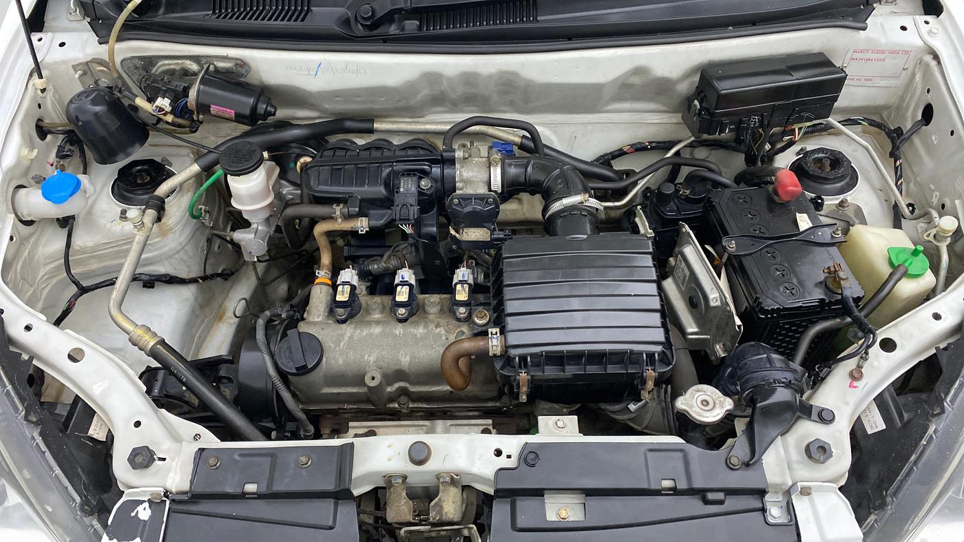 2018 Maruti Alto 800 LXI, Petrol, Manual, 97,458 km, Engine Bonet View