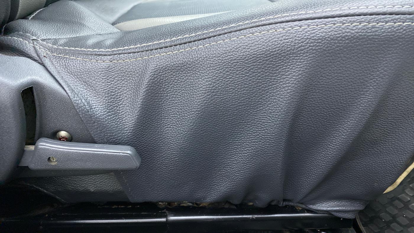 2018 Maruti Alto 800 LXI, Petrol, Manual, 97,458 km, Driver Side Adjustment Panel