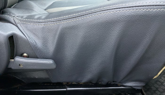 2018 Maruti Alto 800 LXI, Petrol, Manual, 97,458 km, Driver Side Adjustment Panel
