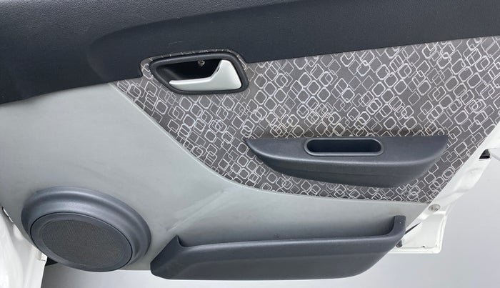 2018 Maruti Alto 800 LXI, Petrol, Manual, 97,458 km, Driver Side Door Panels Controls