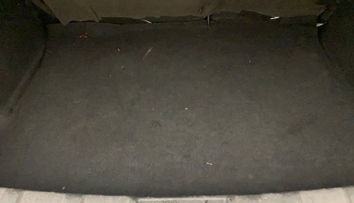 2018 Tata NEXON XZ PLUS DIESEL, Diesel, Manual, 1,04,845 km, Boot Inside