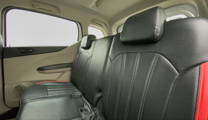 2019 Renault TRIBER RXT, Petrol, Manual, 20,393 km, Right Side Rear Door Cabin