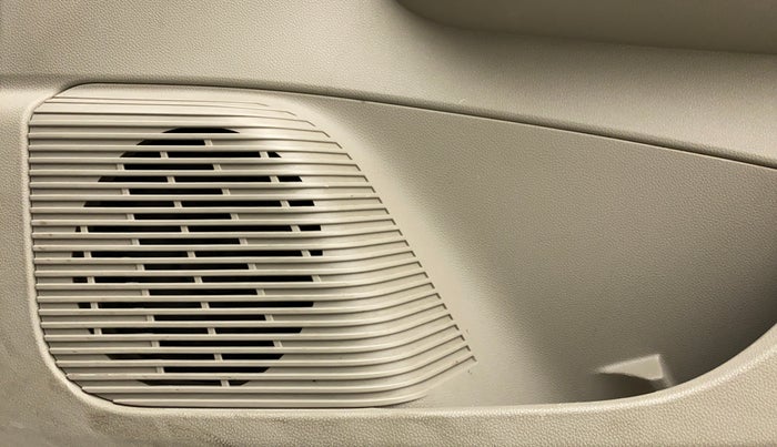 2019 Renault TRIBER RXT, Petrol, Manual, 20,393 km, Speaker