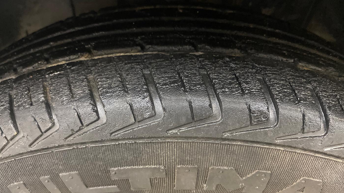 2018 Datsun Redi Go T (O), Petrol, Manual, 44,181 km, Left Front Tyre Tread