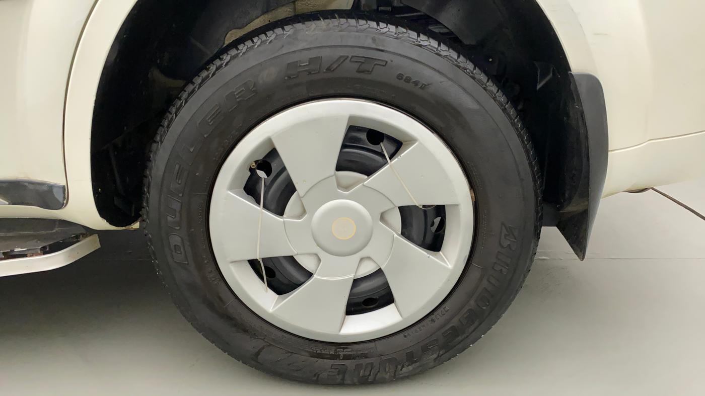 2019 Mahindra XUV500 W5, Diesel, Manual, 52,777 km, Left Rear Wheel