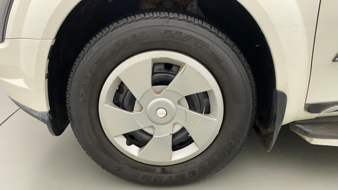2019 Mahindra XUV500 W5, Diesel, Manual, 52,777 km, Left Front Wheel