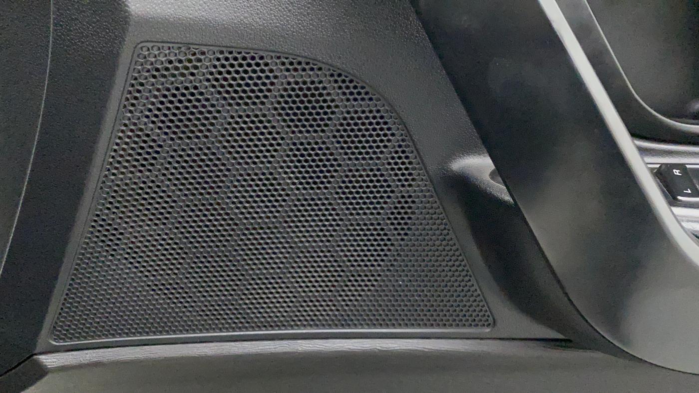 2019 Mahindra XUV500 W5, Diesel, Manual, 52,777 km, Speaker
