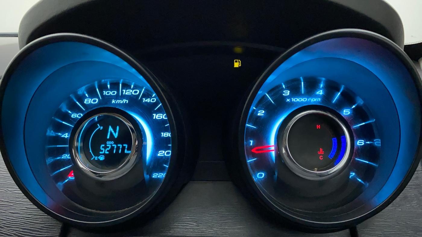 2019 Mahindra XUV500 W5, Diesel, Manual, 52,777 km, Odometer Image