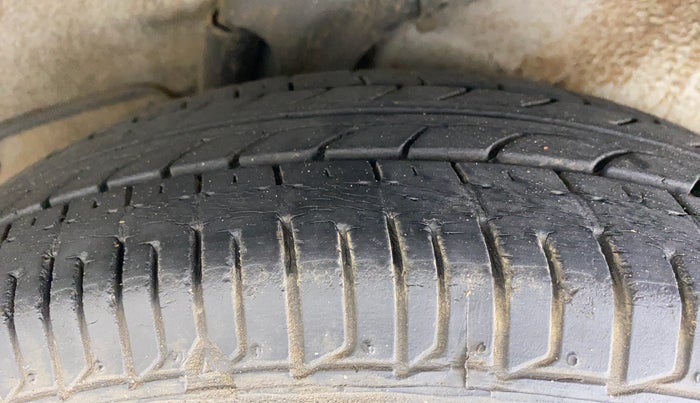 2014 Hyundai i10 MAGNA 1.1 IRDE2, Petrol, Manual, 35,790 km, Left Rear Tyre Tread